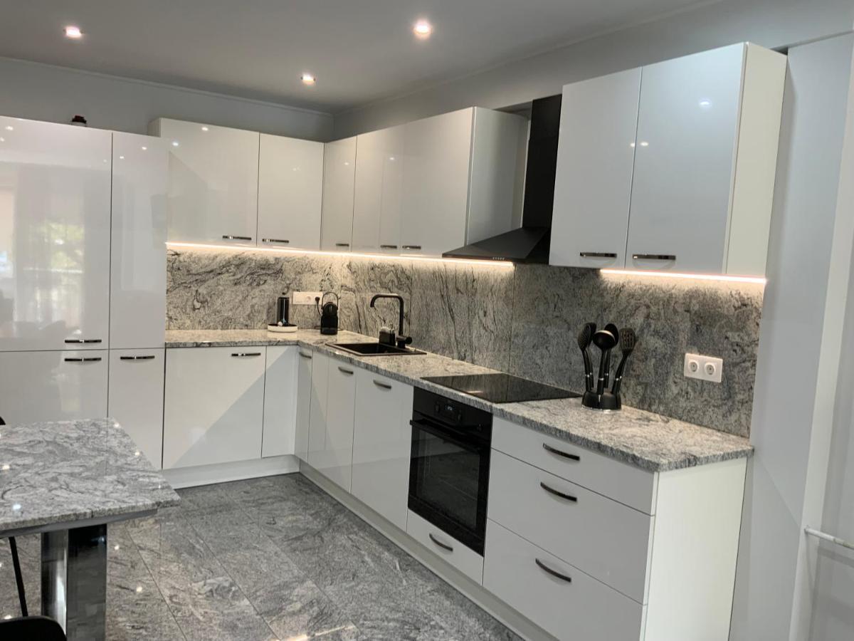 Jerry Apartman Buk Bagian luar foto